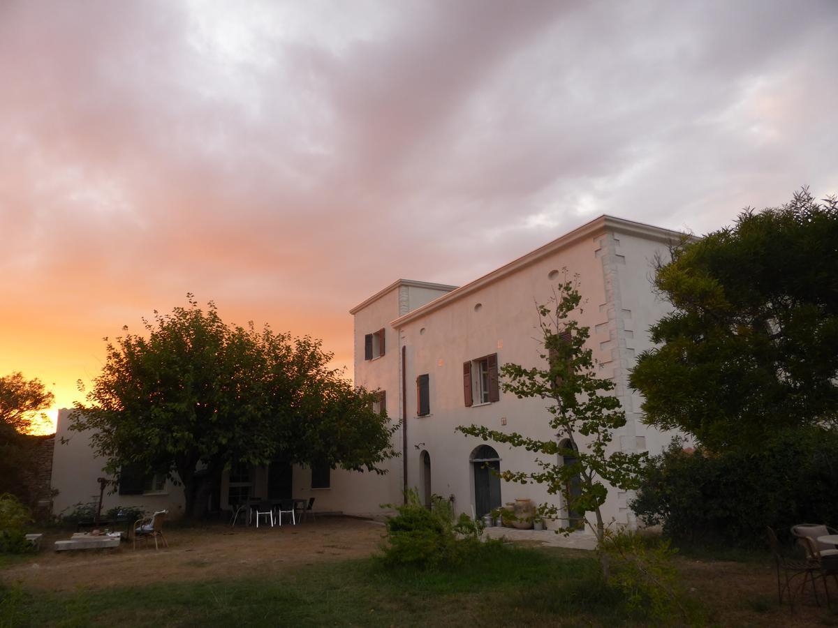 A Loghja Di Cavallo Morto Bonifacio  Bagian luar foto